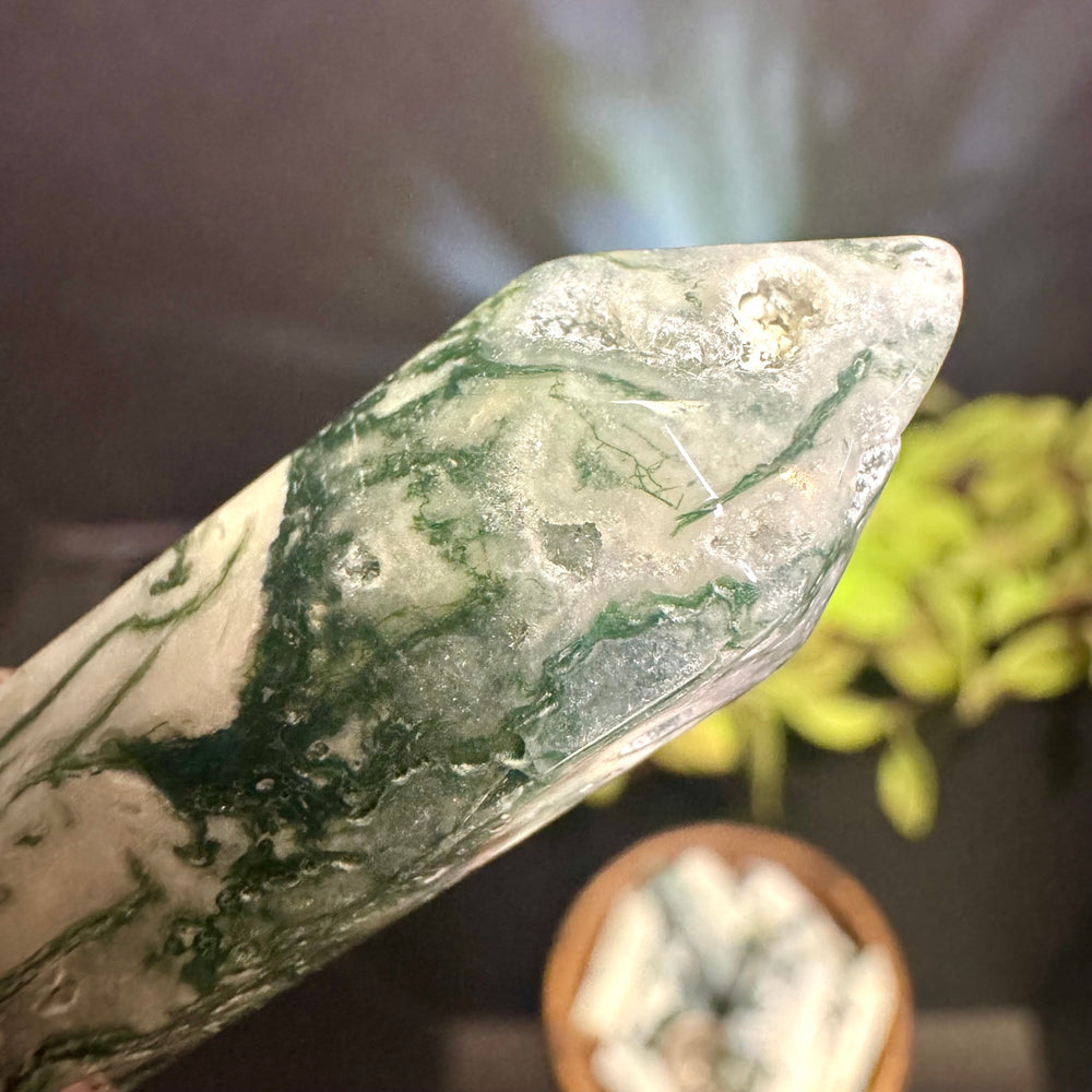 Mini Moss Agate Tower