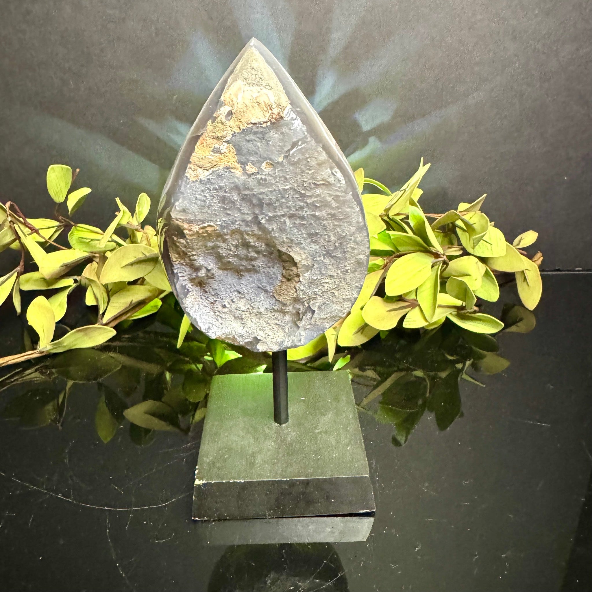 Aura Amethyst on Stand