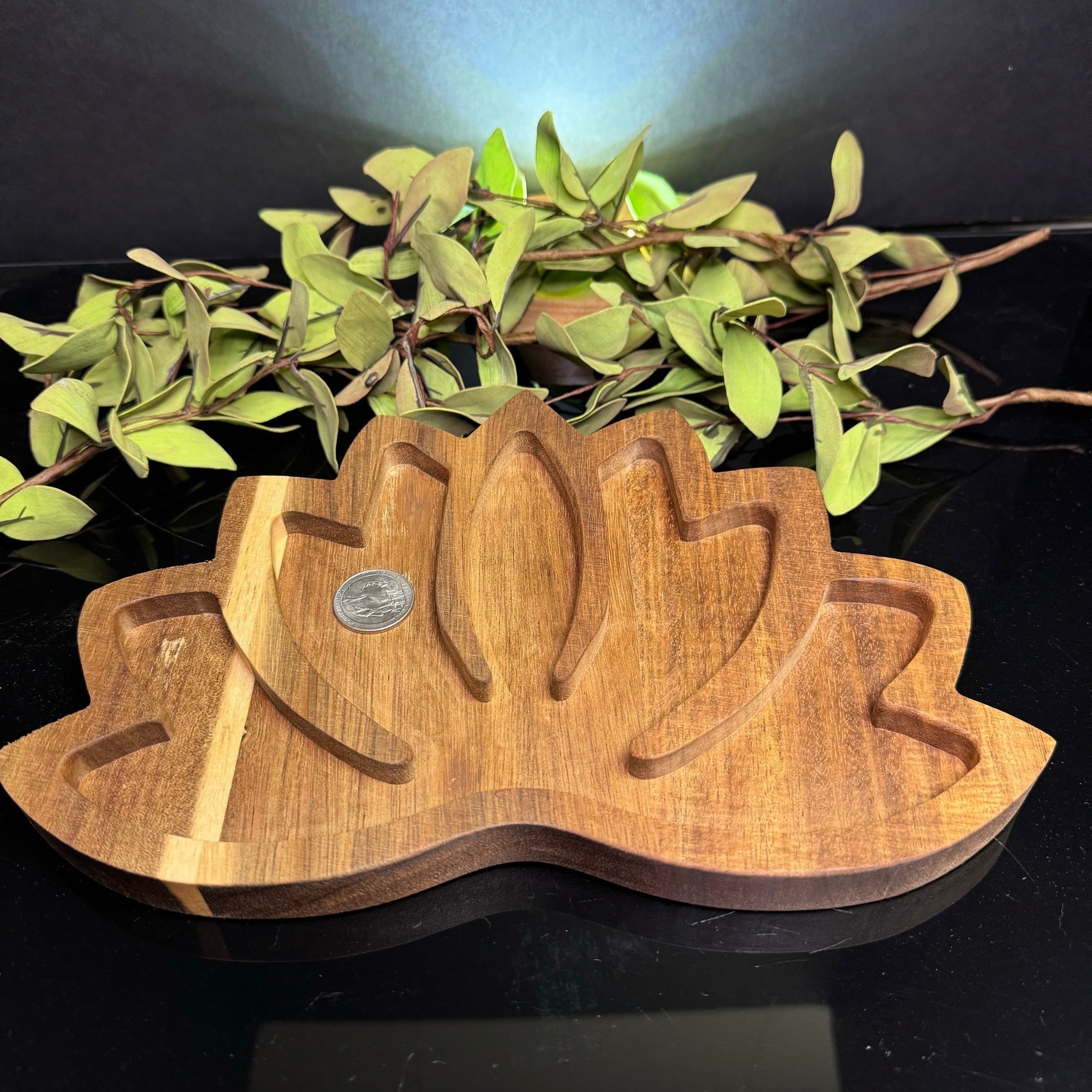 Lotus Flower Shaped Wood Tray