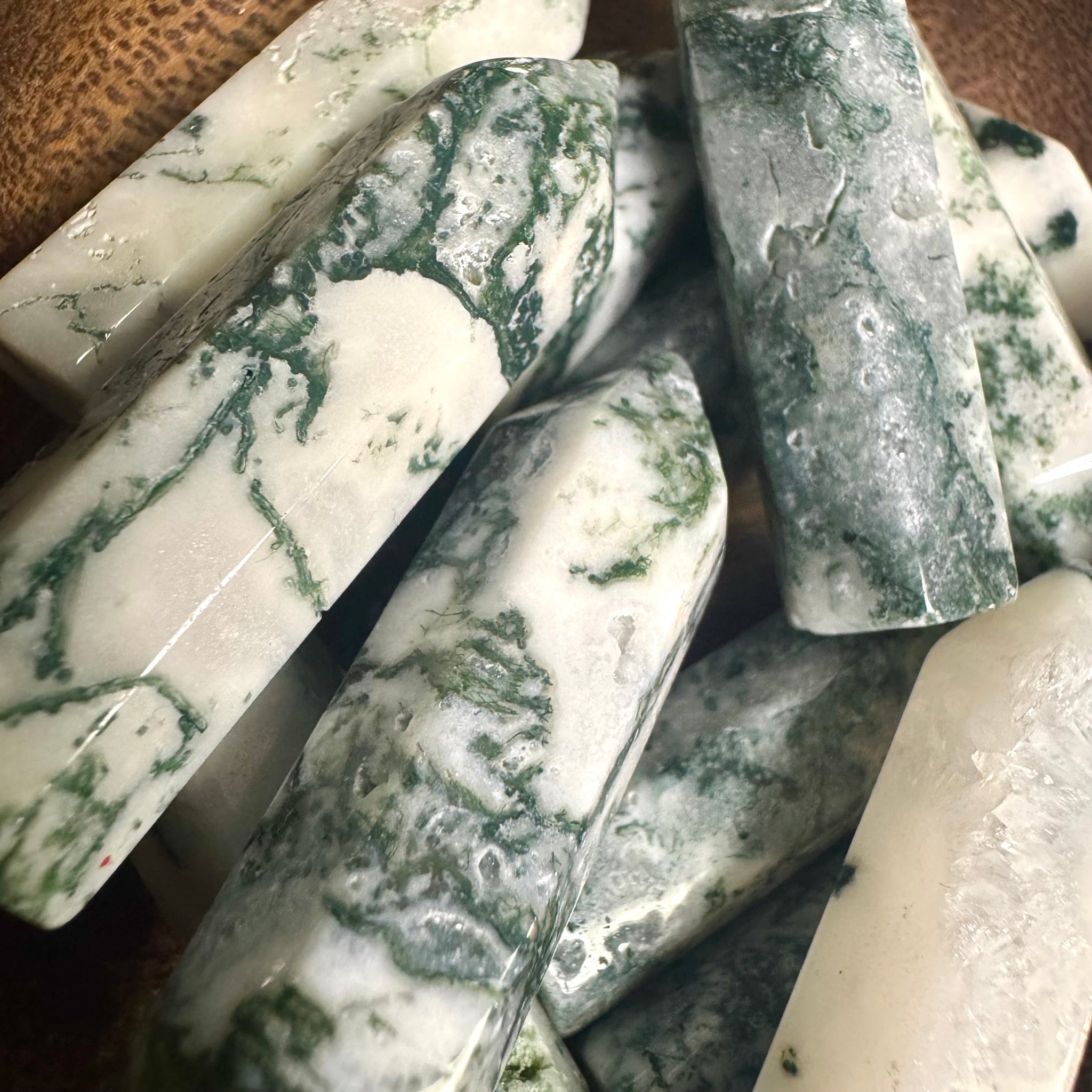 Mini Moss Agate Tower
