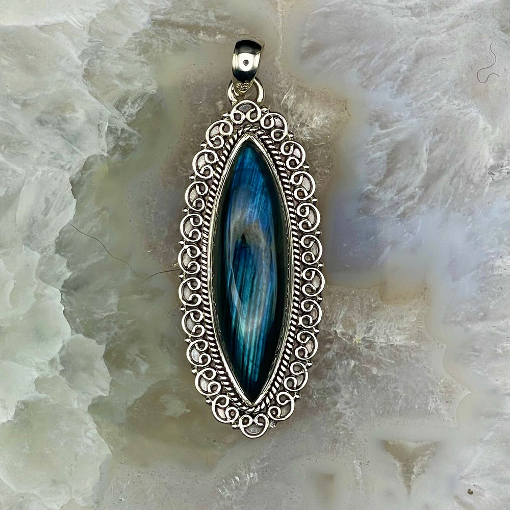 Labradorite Pendant Sterling Silver