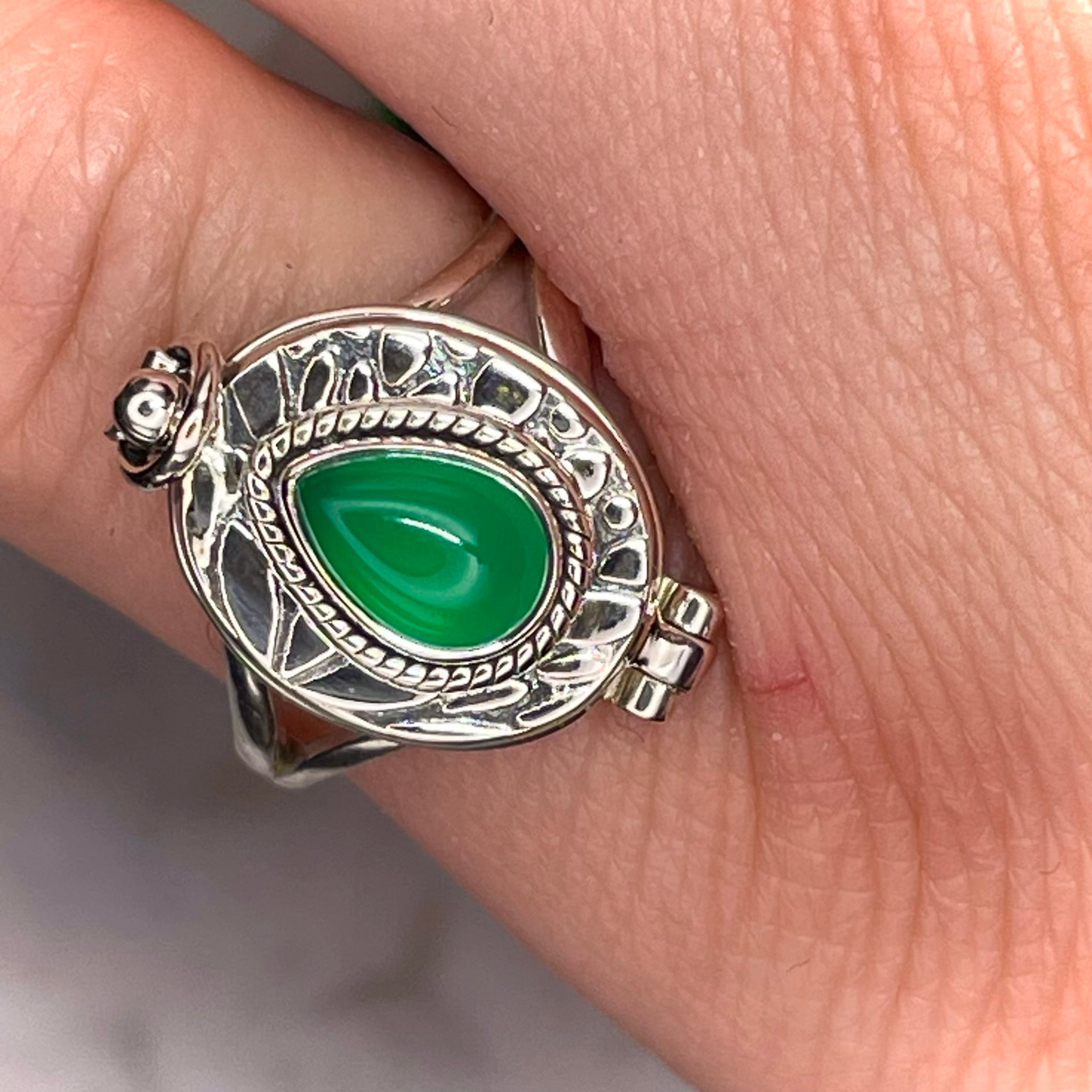 Chrysoprase Poison Ring Sterling Silver