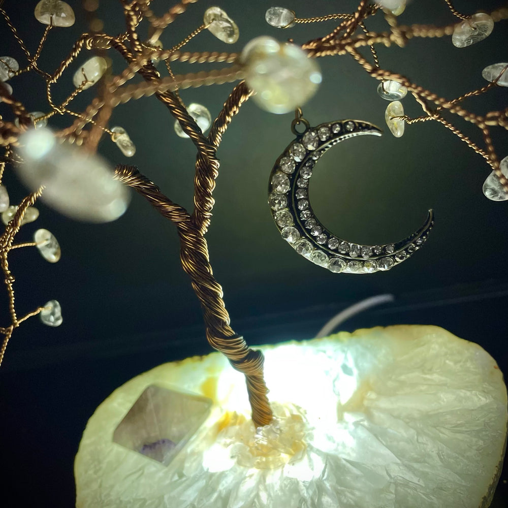 Rutilated Quartz on Agate Mojo Tree